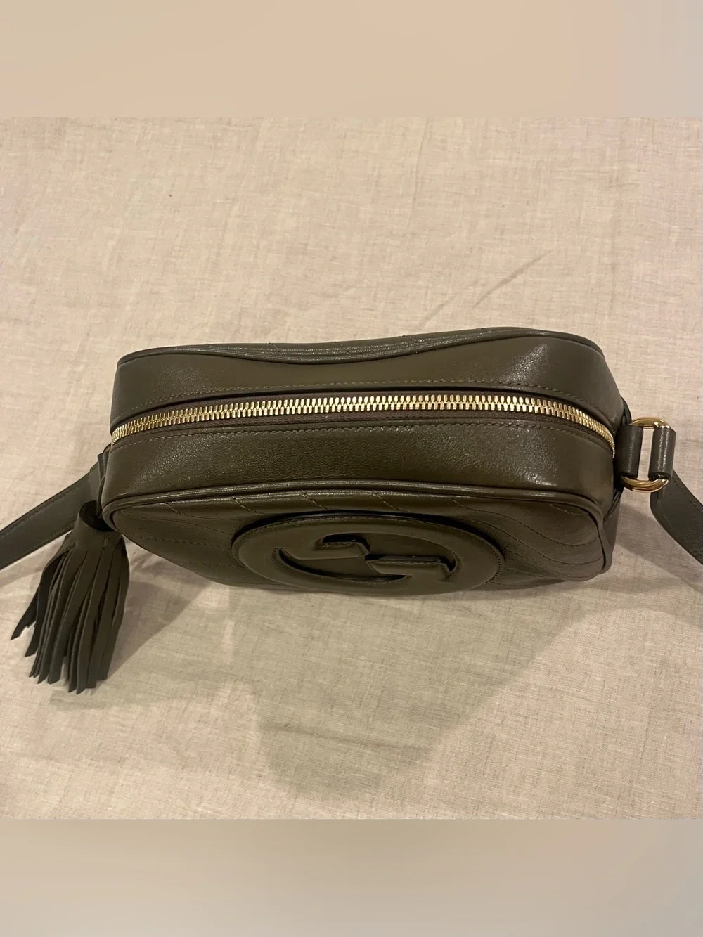 Gucci $2300 Blondie Quilted Crossbody Camera Bag 742360